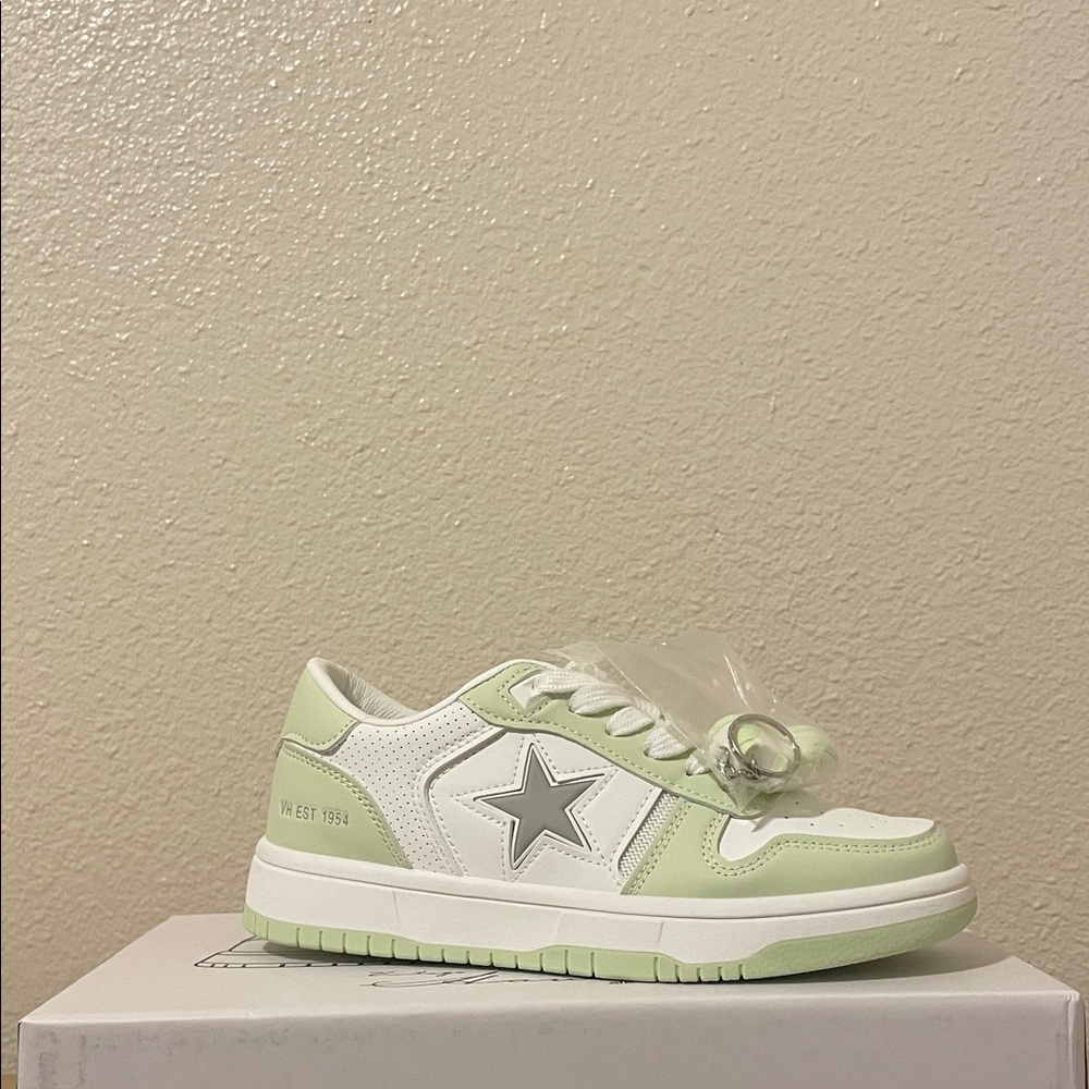 Fresh Kids' Sneakers in White and Mint Green